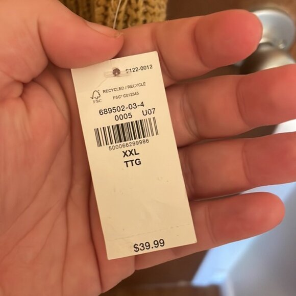 NWT Old Navy Mustard Knit Sweater Vest - Picture 4 of 8